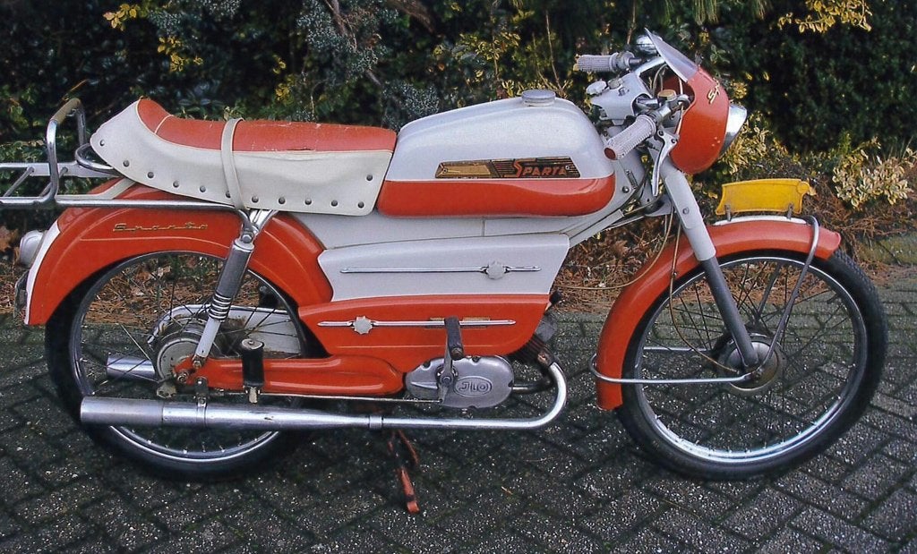 GEZOCHT: Sparta sport speciaal, Ophalen of Verzenden, Gebruikt