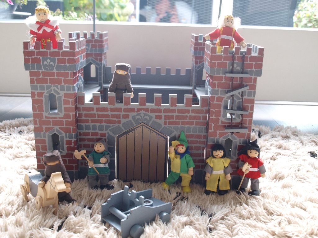Houten kasteel met diverse (Schleich) ridders, Ophalen of Verzenden, Gebruikt