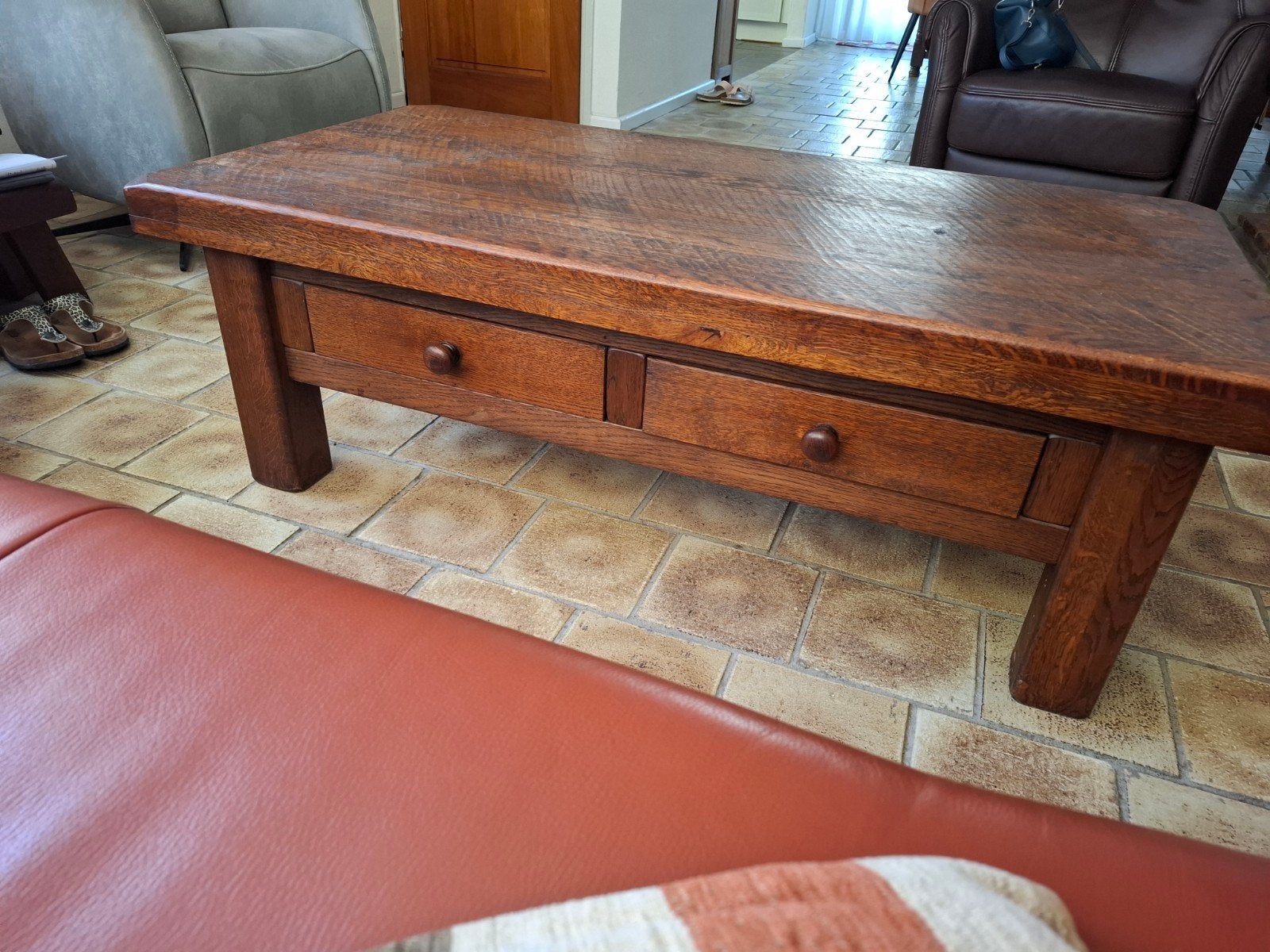 robuuste salontafel met twee lades, Huis en Inrichting, Tafels | Salontafels, Ophalen, Rechthoekig, 100 tot 150 cm, 50 tot 100 cm