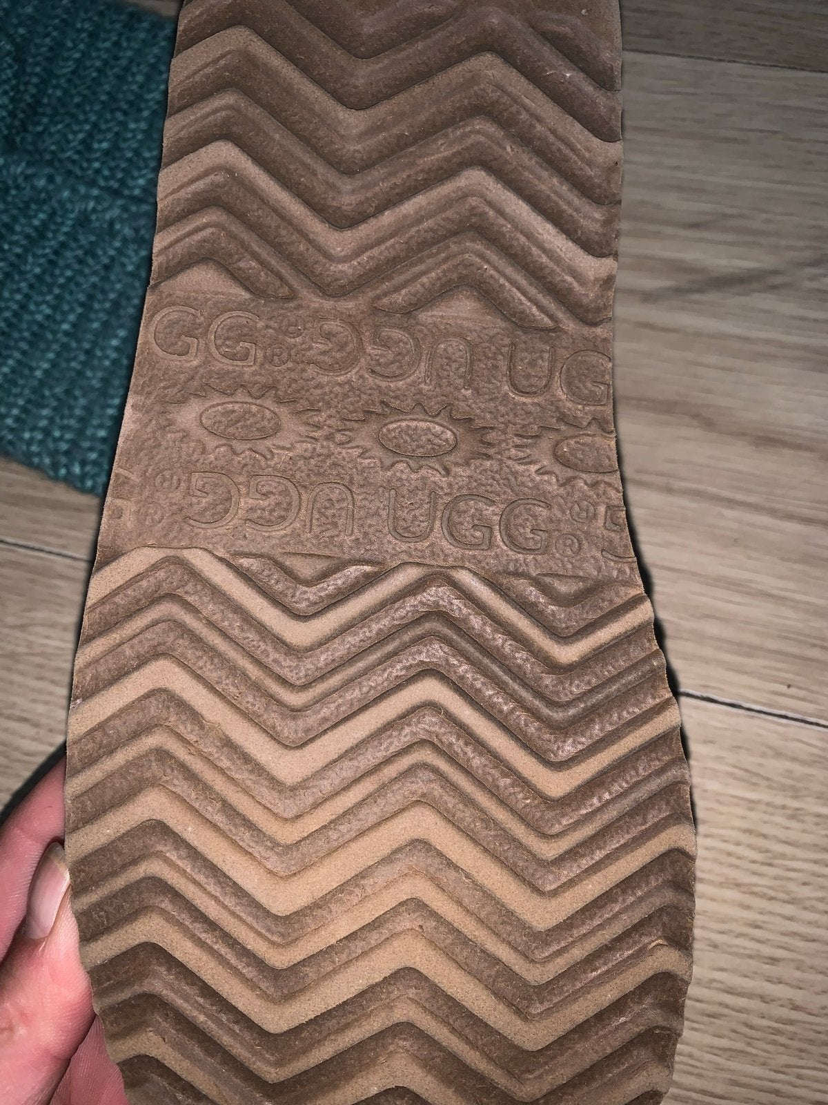Ugg laarzen gebreid met knopen - Maat 39, Hoge laarzen, Ophalen of Verzenden, Zo goed als nieuw, Groen