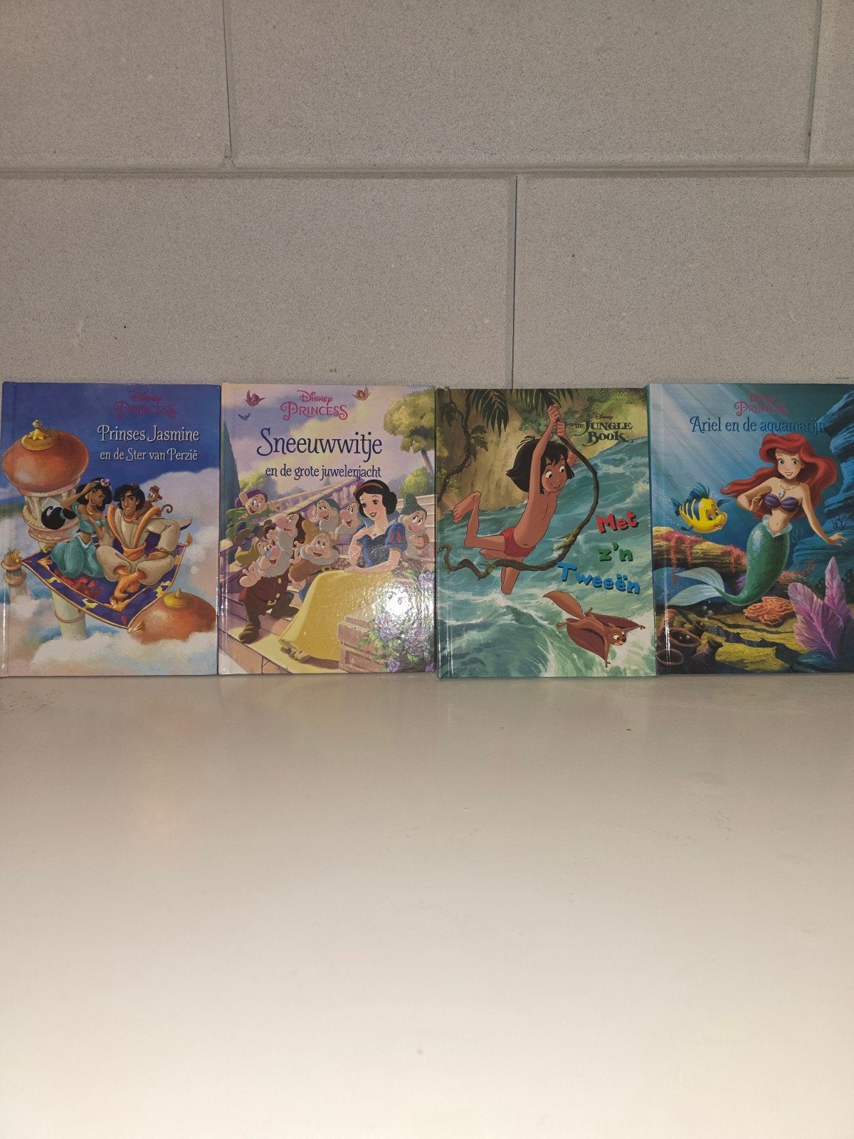 Disney sprookjesboeken 4 stuks, Boeken, Ophalen of Verzenden, Zo goed als nieuw, Disney, Sprookjes