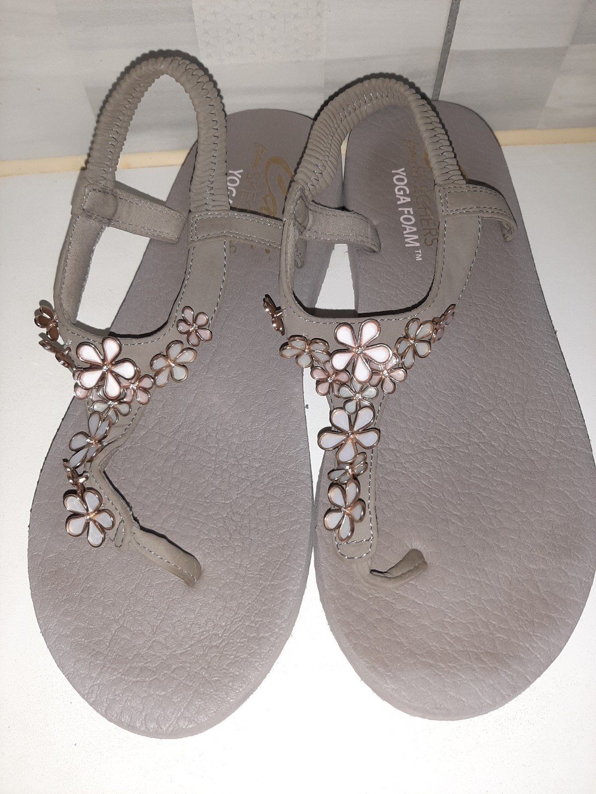 SKECHERS CALI slippers, Kleding | Dames, Schoenen, Slippers, Skechers, Verzenden, Nieuw