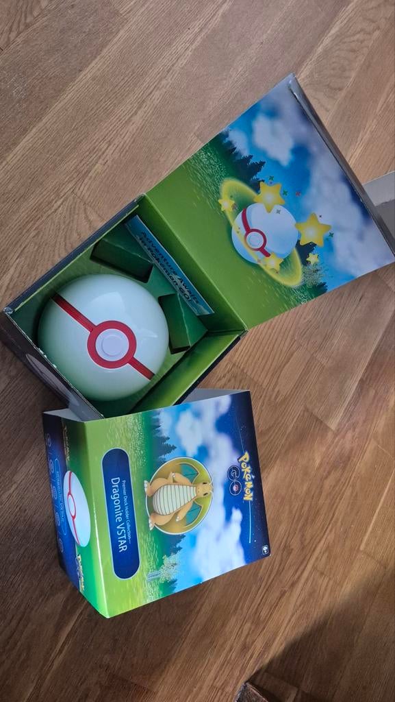 Pokemon Dragonite Vstar Bal ( de Bal is leeg.), Ophalen of Verzenden