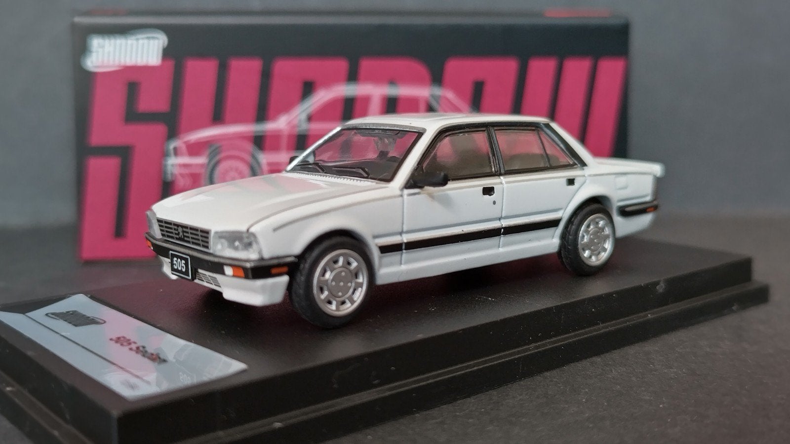 Peugeot 505 Berline Blanc 1:64 Shadow Pol, Hobby en Vrije tijd, Auto, Verzenden, ., Nieuw