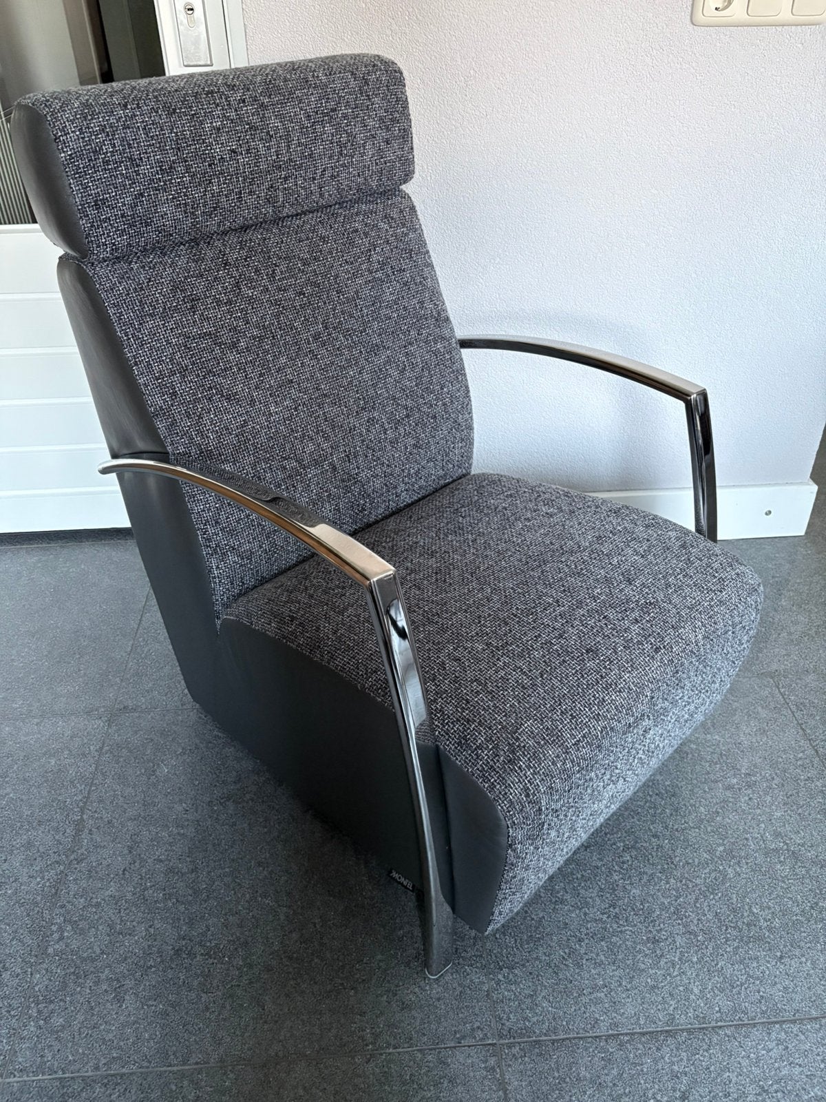 Comfortabele Montèl Sue Plus designfauteuil z.g.a.n., Ophalen, Zo goed als nieuw, Leer, Montel