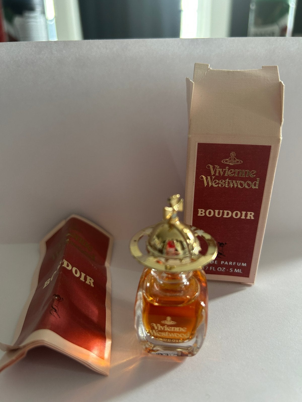 Vivienne Westwood Boudoir Miniatuur Parfum - 5 ml, Sieraden, Tassen en Uiterlijk, Ophalen of Verzenden, Gebruikt