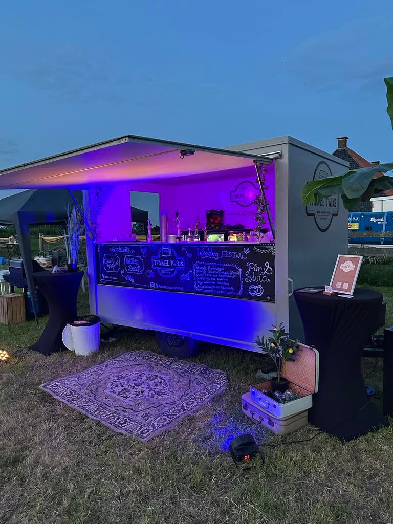 Mobiele Bar Foodtruck catering., Ophalen