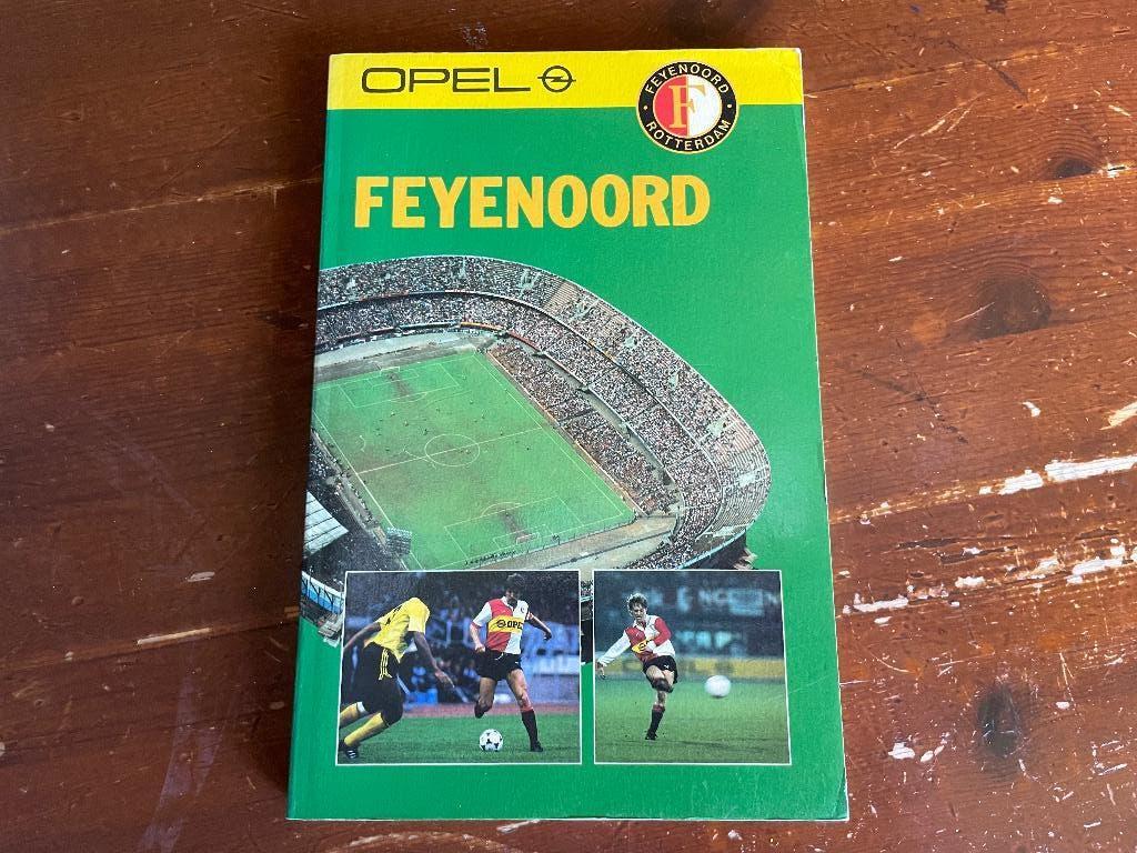 Het Opel Feyenoord boekje 1986, Ophalen of Verzenden, Zo goed als nieuw, Feyenoord, Boek of Tijdschrift