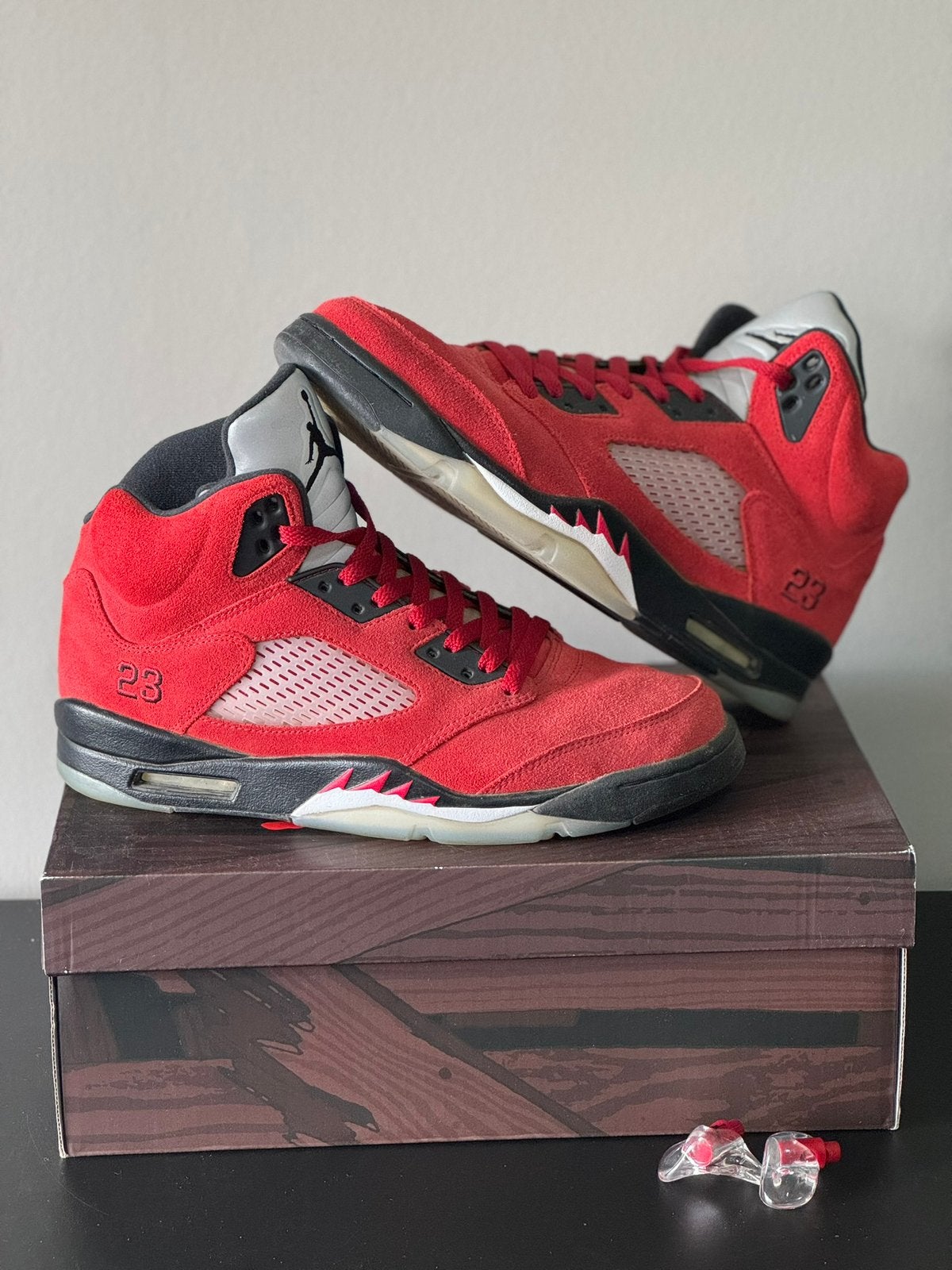 Jordan 5 Retro Raging Bull (2021), Overige kleuren, Ophalen of Verzenden, Sneakers of Gympen, Zo goed als nieuw