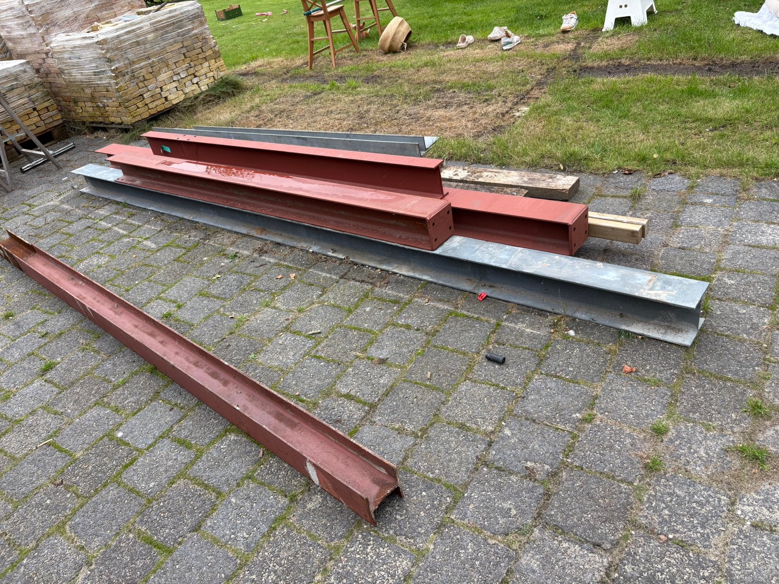 HEB 120 van 333 cm en HEA 160 van 423 cm. Stalen balk, Ophalen, Gebruikt