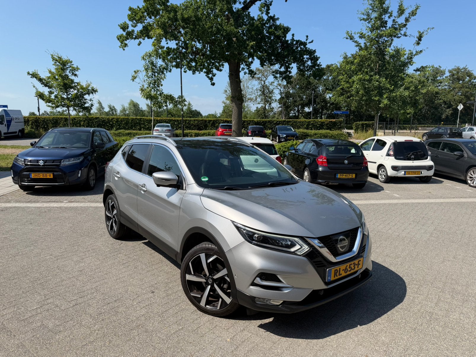 Nissan Qashqai Tekna+ 1.2 Dig-t  2018 Grijs, Auto's, Automaat, 4 cilinders, Particulier, 1000 kg