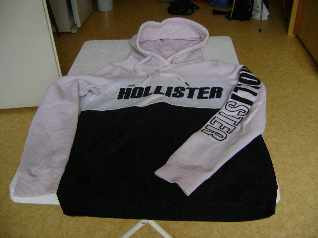 zwart/wit/roze hoody maat 36 van hollister met tekst en 2zak, Zwart, Ophalen of Verzenden, Zo goed als nieuw, Maat 36 (S)