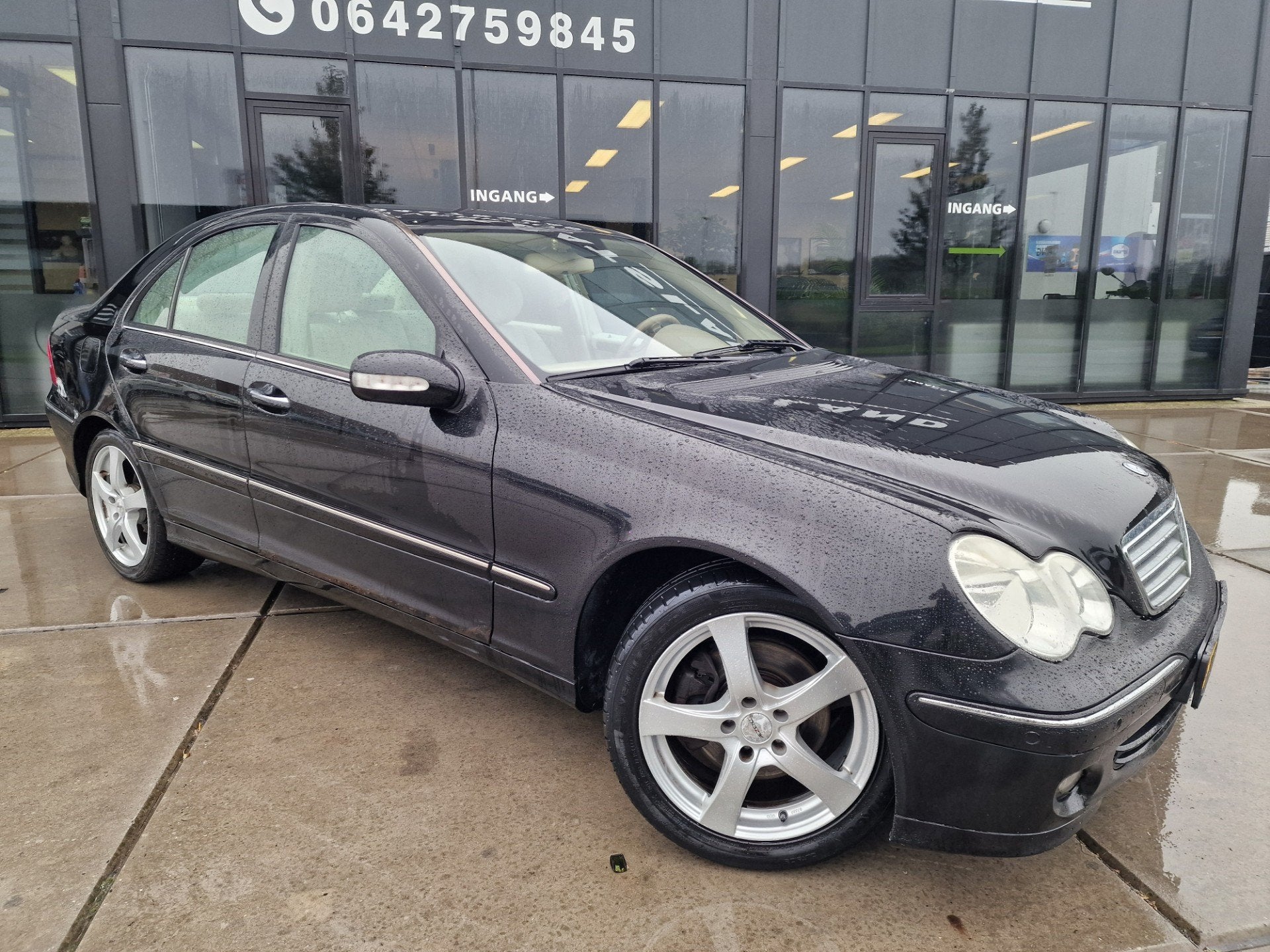 Mercedes-Benz C-klasse 230 Classic - Automaat - Cruise - V6, Auto's, Automaat, Beige, 2497 cc, Zwart