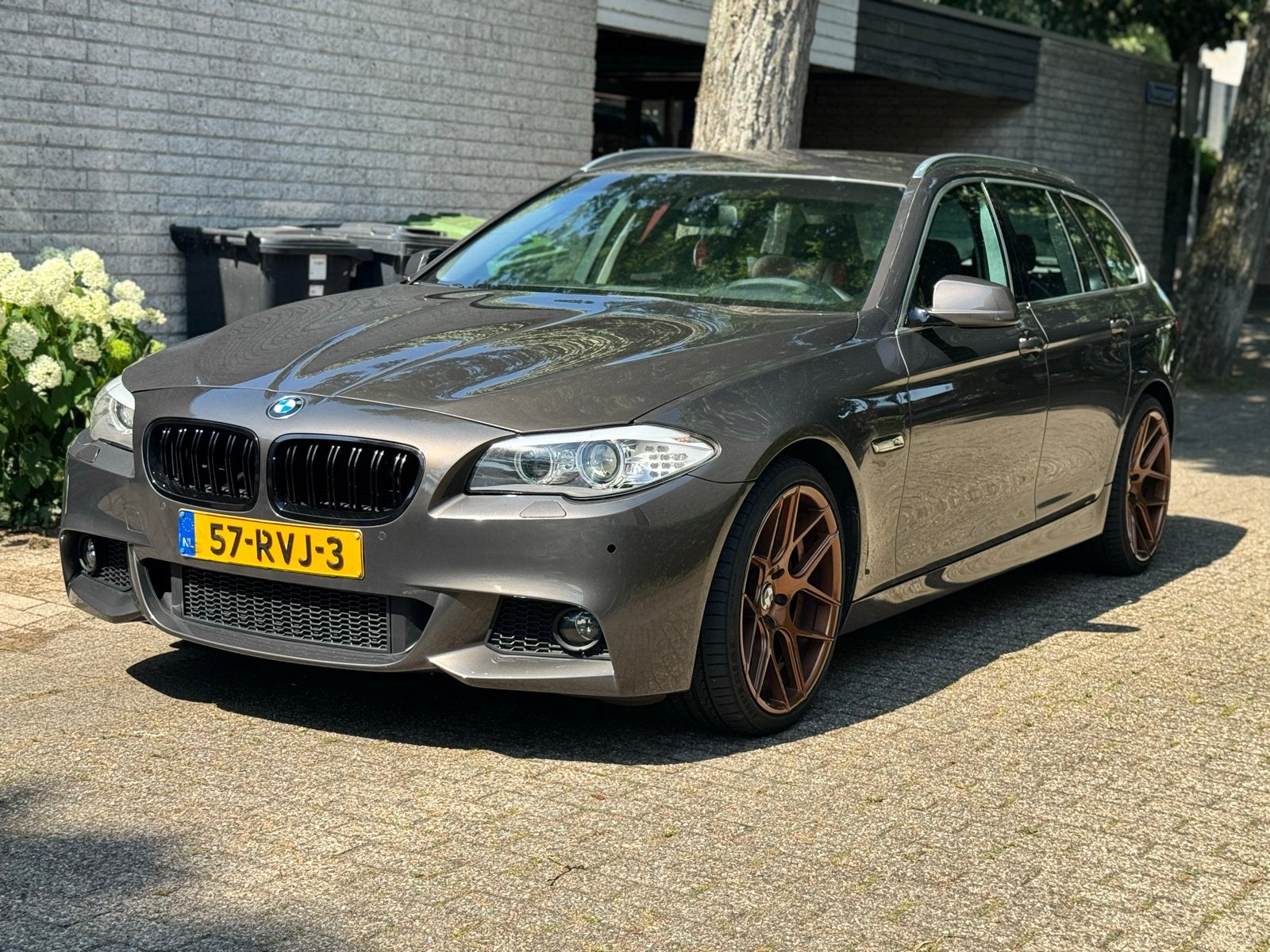 BMW 523i Touring (F11) | M-Stuur | Virtual Cockpit | 20 Inch, Auto's, BMW, Achterwielaandrijving, 2996 cc, Origineel Nederlands
