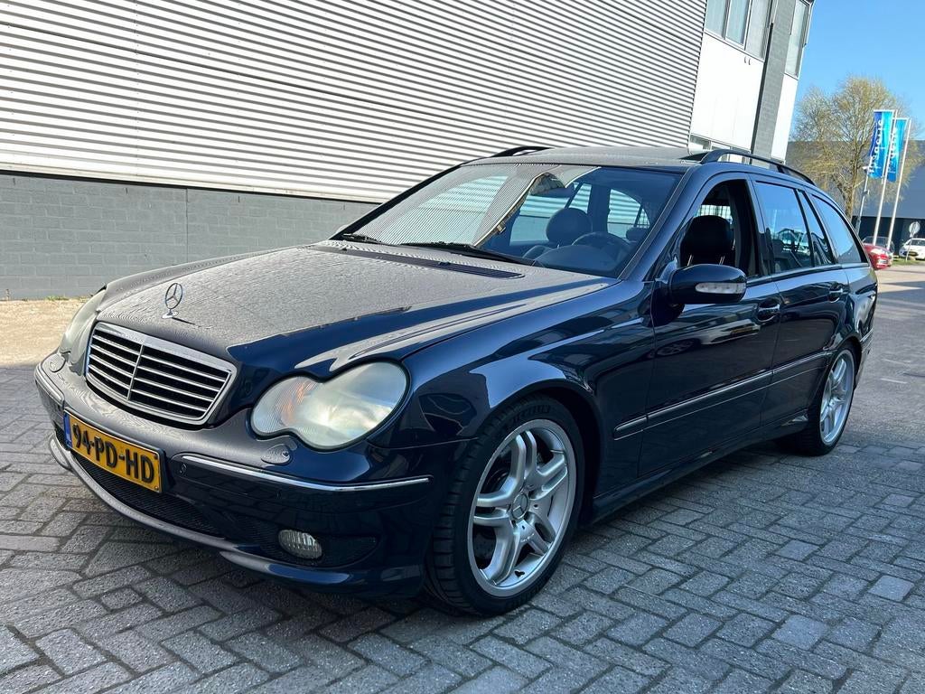 Mercedes-Benz C32 AMG Designo, in zeer nette staat!, Auto's, Automaat, Achterwielaandrijving, 1595 kg, Blauw