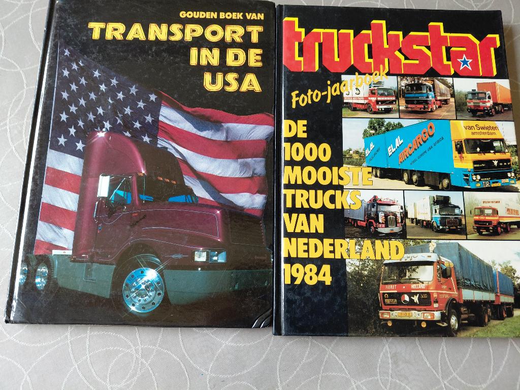 2X trucks boeken, Ophalen of Verzenden, Gelezen, Truckstar International BV, Vrachtwagen