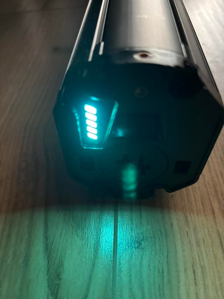Bosch smart system 750 W vertikaal, Fietsen en Brommers, Zo goed als nieuw