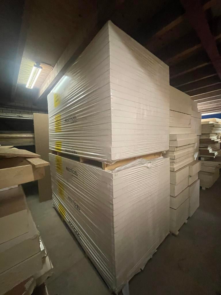 Te koop 6 cm dikke pir platen . Zowel A als B keuze, Ophalen of Verzenden, Zo goed als nieuw, Hardschuim (Pir), 15 m² of meer