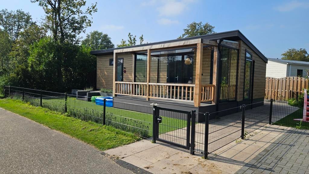 Nieuw 8 pers. vakantiehuis, chalet, huisje op Betteld Zelhem, 8 personen, 4 of meer slaapkamers, Wasmachine, Chalet, Bungalow of Caravan