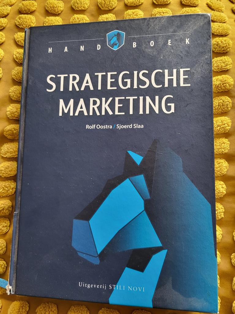 Sjoerd Slaa - Handboek strategische marketing, Gelezen, Ophalen of Verzenden, Management, Sjoerd Slaa; Rolf Oostra