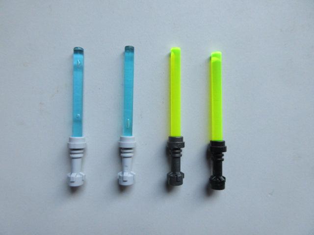 nr. 2103, 4 Lichtzwaarden, Star Wars., Kinderen en Baby's, Speelgoed | Duplo en Lego, Ophalen of Verzenden, Zo goed als nieuw