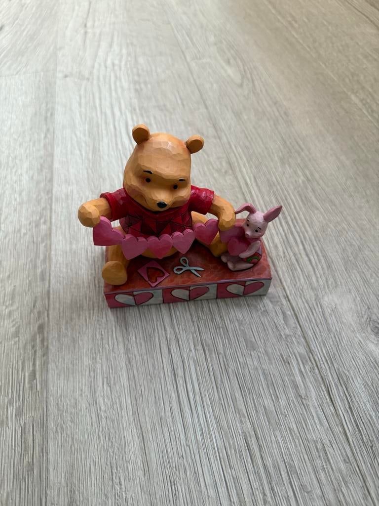 Winnie de Poeh en Knorretje Beeld - Disney Traditions, Tuin en Terras, Tuinbeelden, Ophalen of Verzenden, Zo goed als nieuw, Kunststof