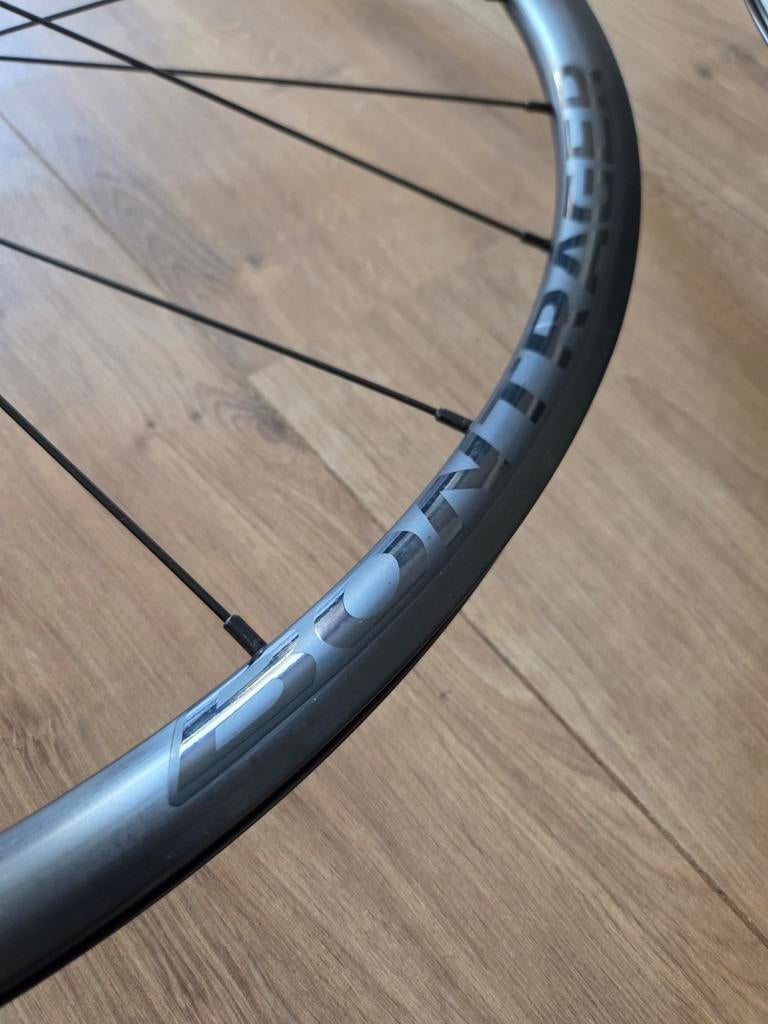 Bontrager Paradigm wielen, Ophalen, Zo goed als nieuw, Wiel