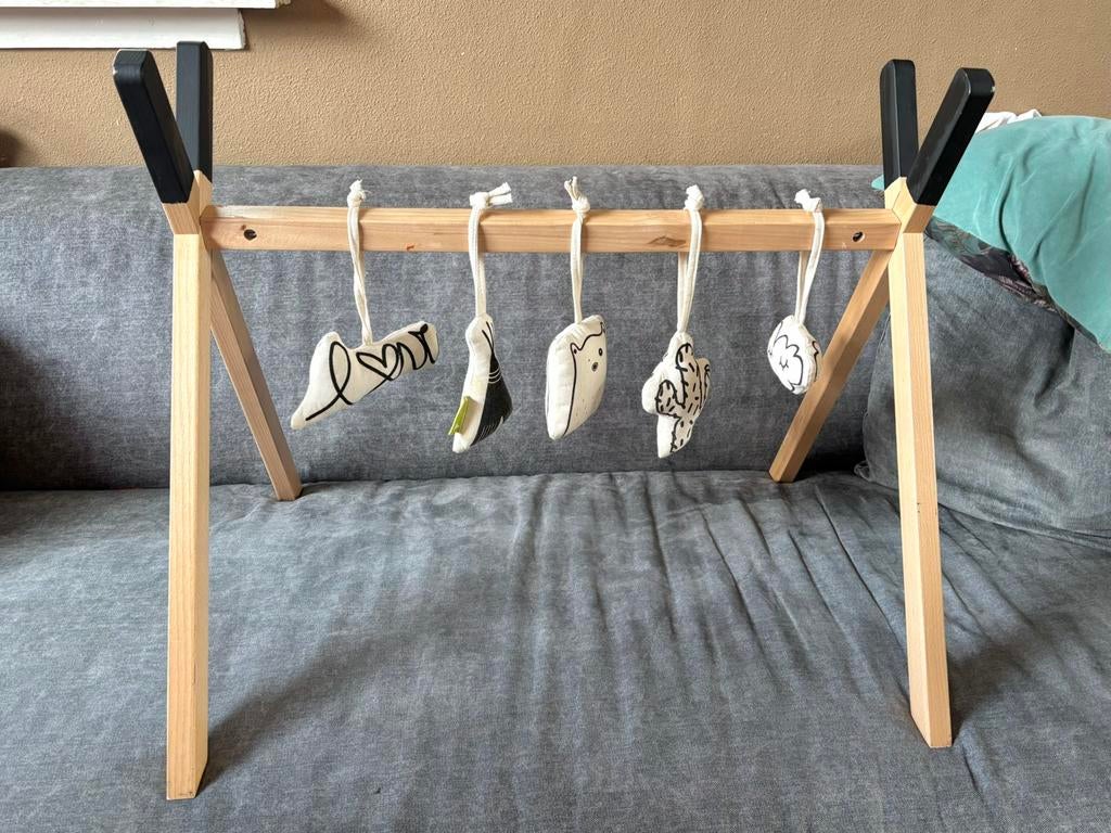 Houten babygym met hangers, Kinderen en Baby's, Speelgoed | Houten speelgoed, Ophalen, Gebruikt, Overige typen
