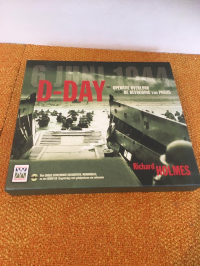 D day boek met dvd. Richard Holmes, Ophalen of Verzenden, Tweede Wereldoorlog, Zo goed als nieuw