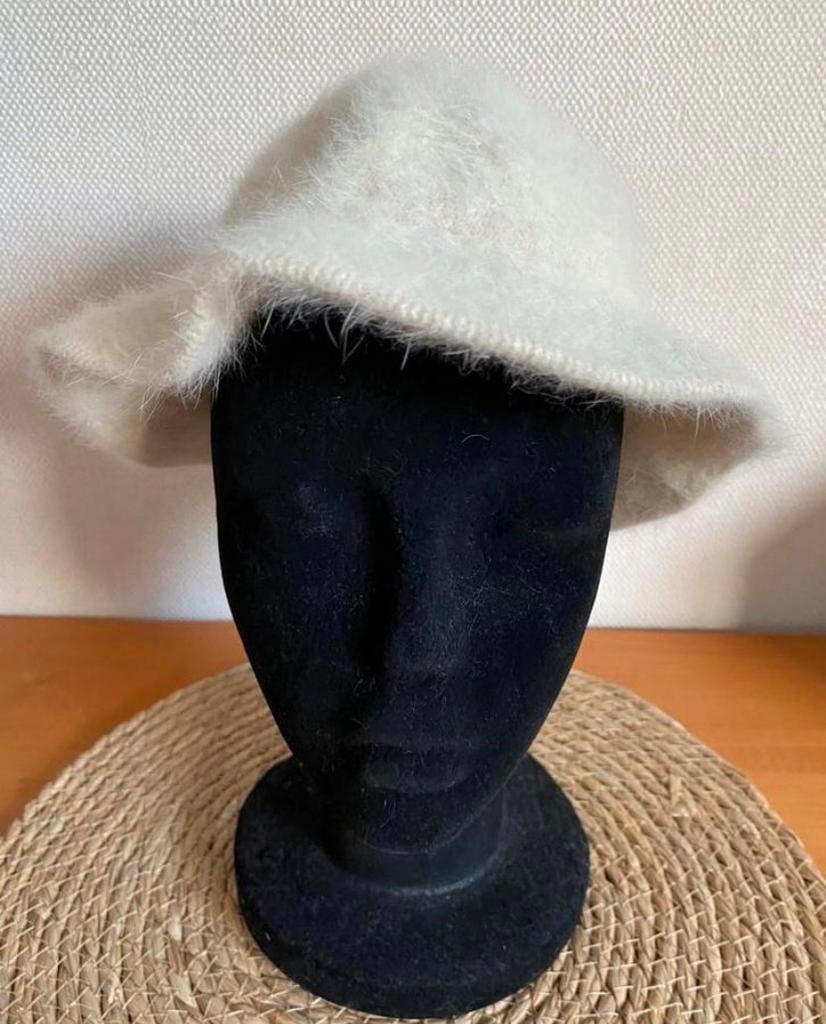 Vintage angora hoedje, Ophalen of Verzenden, Gedragen, 55 cm (S, 6⅞ inch) of minder, Hoed