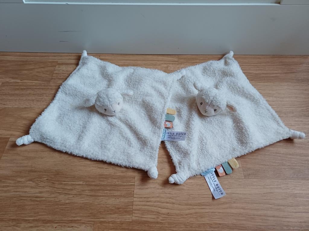 Little dutch knuffeldoekje doekje schaap schaapje, Kinderen en Baby's, Ophalen of Verzenden, Zo goed als nieuw