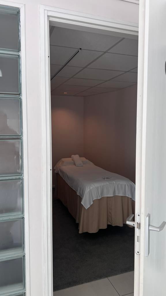 Foto 4 van NEW! Massagesalon‍️💆🏼‍♀️ Laan op zuid 790