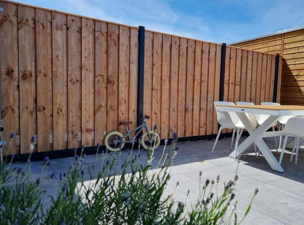 Red Class hout - beton schutting vanaf €115, Tuin en Terras, Schuttingen, Zo goed als nieuw, Hout, 1 tot 2 meter, Minder dan 3 meter