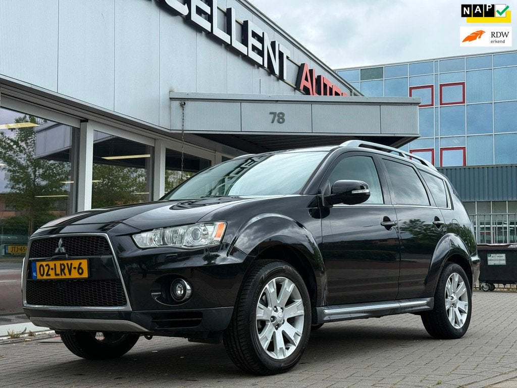 Mitsubishi Outlander 2.4 Instyle Automaat | Leder | Navigati, Auto's, Automaat, Zwart, 4 cilinders, Zwart