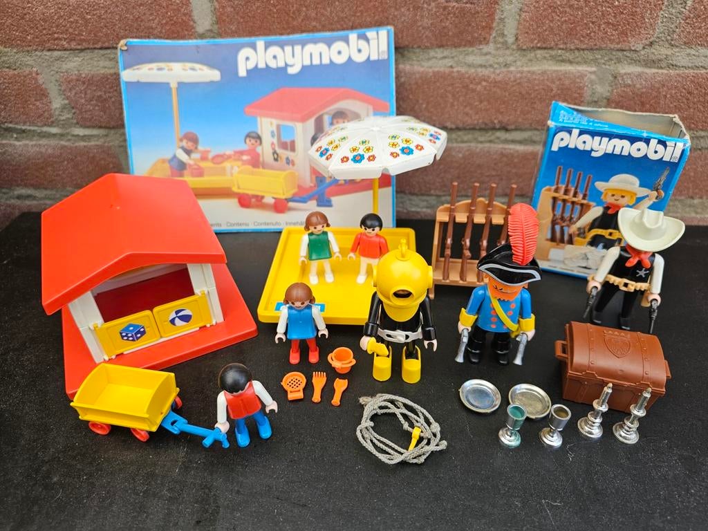 Playmobil vintage sets (sheriff, piraat, duiker, huisje), Ophalen of Verzenden, Gebruikt, Complete set