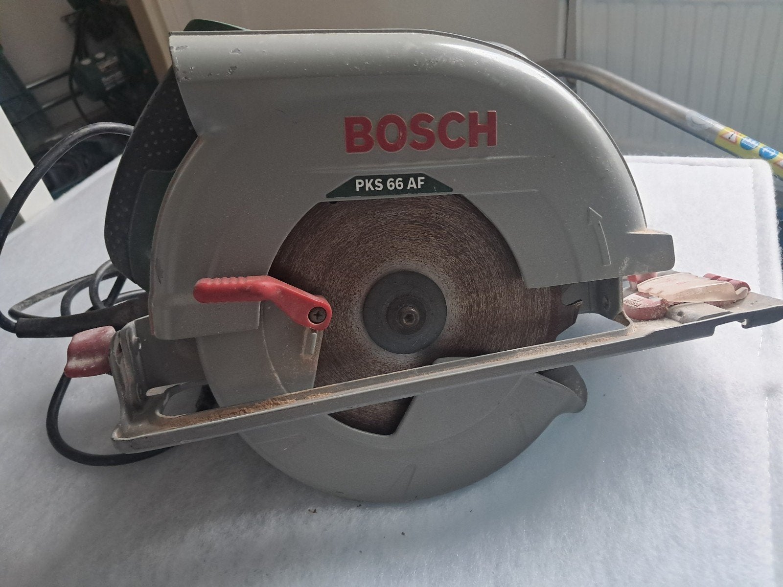 Bosch PKS 66 AF Cirkelzaag, Doe-het-zelf en Verbouw, Gereedschap | Zaagmachines, Gebruikt, Cirkelzaag, Ophalen of Verzenden, 30 tot 70 mm