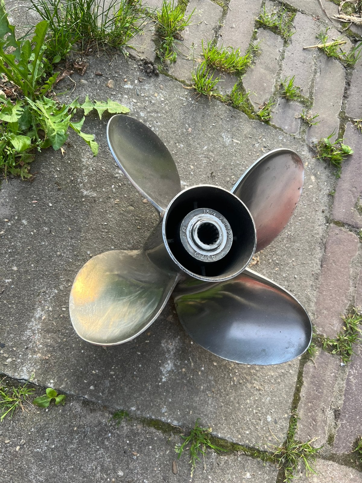 Evinrude johnson propeller. 27 pitch, Watersport en Boten, Ophalen of Verzenden, Zo goed als nieuw