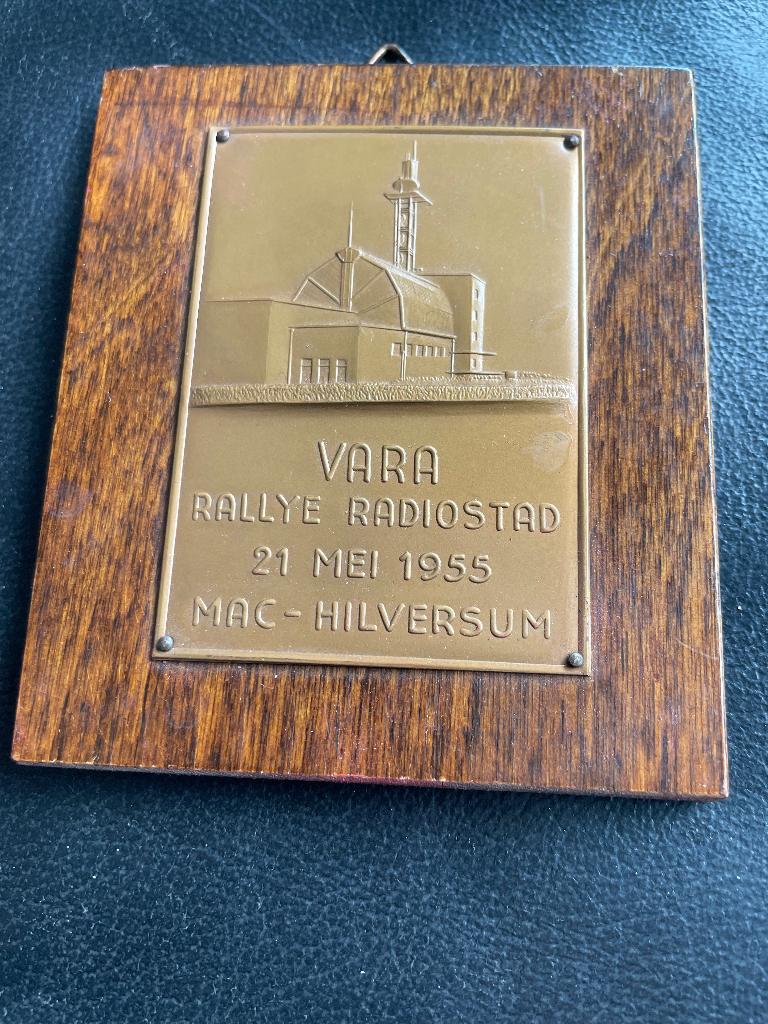 Plaquette VARA rallye radiostad 1955, Verzamelen, Ophalen of Verzenden, Zo goed als nieuw