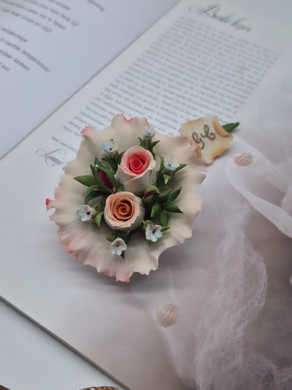 Capodimonte bloemen ornament, Gebruikt, Meerkleurig, Ophalen of Verzenden, Klassiek