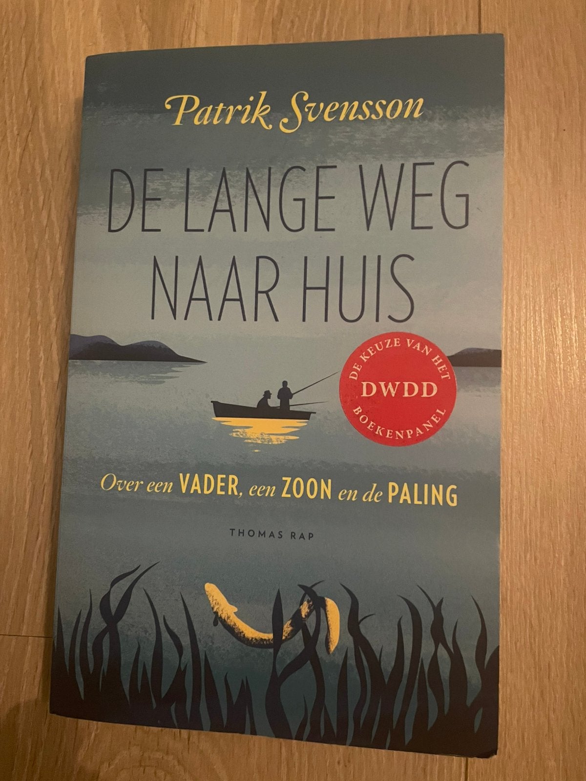 Patrik Svensson - De lange weg naar huis, Boeken, Ophalen of Verzenden, Zo goed als nieuw, Patrik Svensson