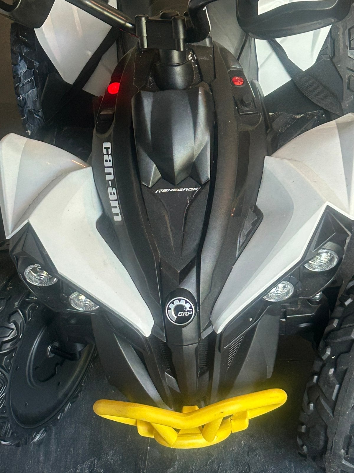 Kinderquad elektrish, Ophalen of Verzenden, Gebruikt