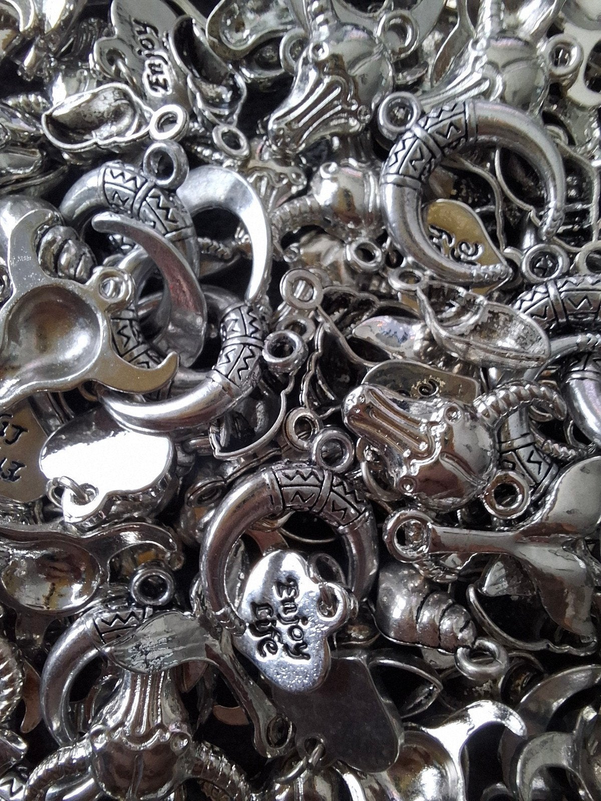 partij 300 stuks bedels hangers metaal zilver grijs pakket, Overige merken, Overige materialen, -, -