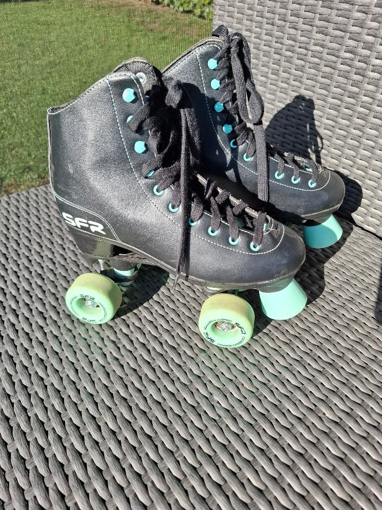 SFR Quad Skates Rolschaatsen zwart maat 38, Ophalen of Verzenden, Zo goed als nieuw, Kinderen