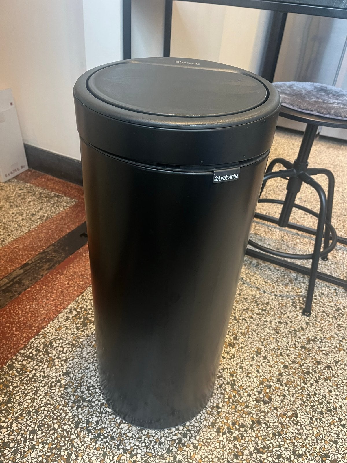 Brabantia Bo Touch Bin Hi 30L - Mat Zwart, Ophalen, 20 tot 30 liter, Zo goed als nieuw, 75 – 100