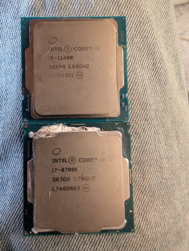 Intel Core i7-8700K & Intel Core i5-11400 Processors, 6-core, Ophalen of Verzenden, Zo goed als nieuw, 4 Ghz of meer