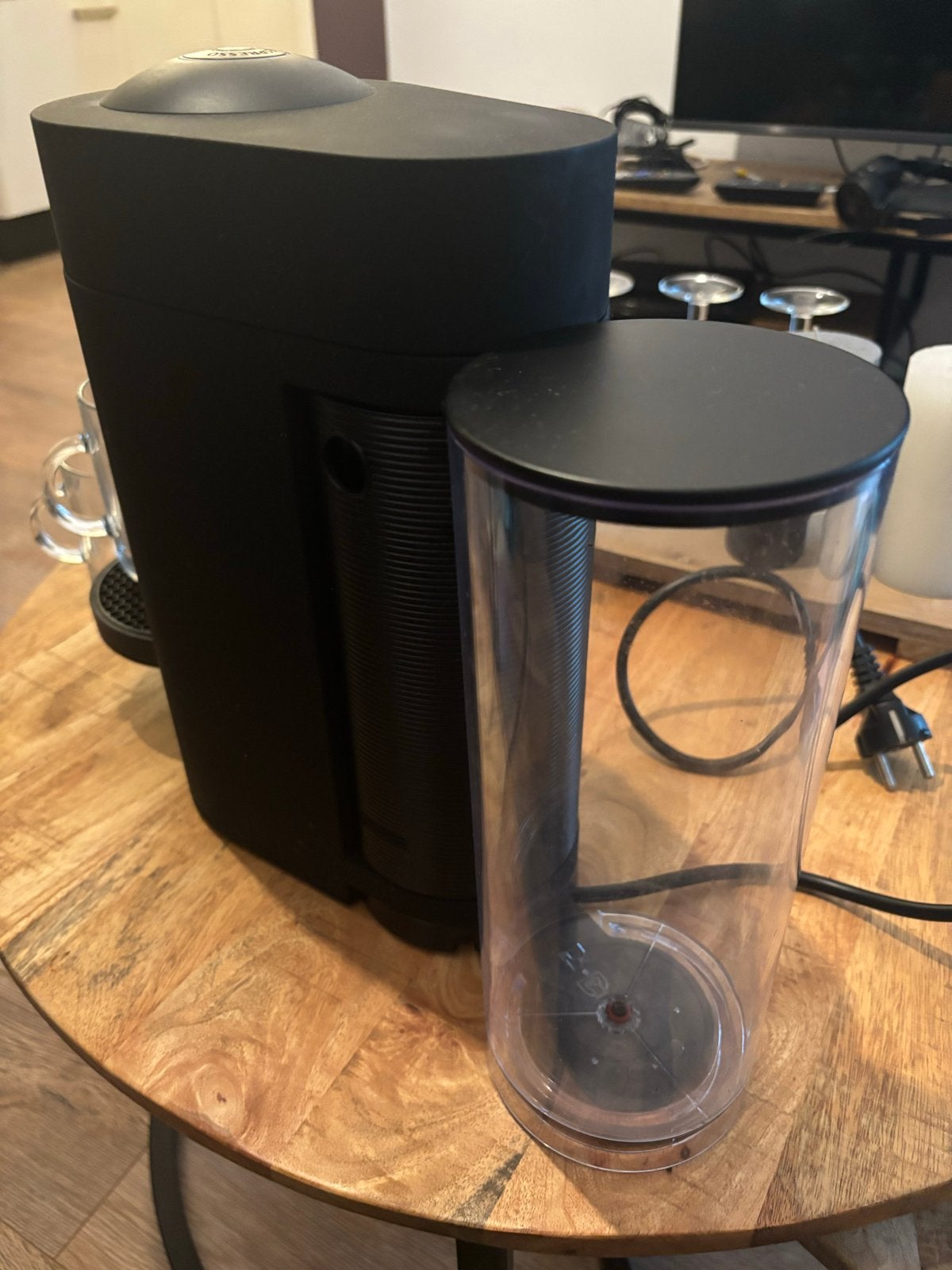 Nespresso Vertuo Next koffiemachine - Zo goed als nieuw, Ophalen, Koffiemachine, Zo goed als nieuw, 1 kopje