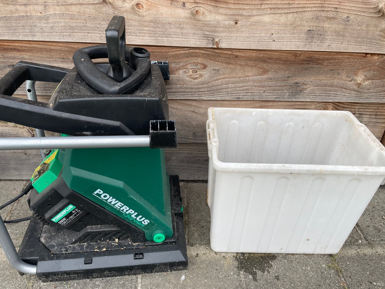 Takkenversnipperaar hakselaar, Tuin en Terras, Ophalen, Zo goed als nieuw, Vijverpomp
