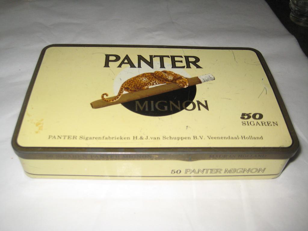 blik sigaren panter mignon (vlgnr3) 50 (schuppen veenendaal), Verzamelen, Blikken, Ophalen of Verzenden, Zo goed als nieuw, Overige
