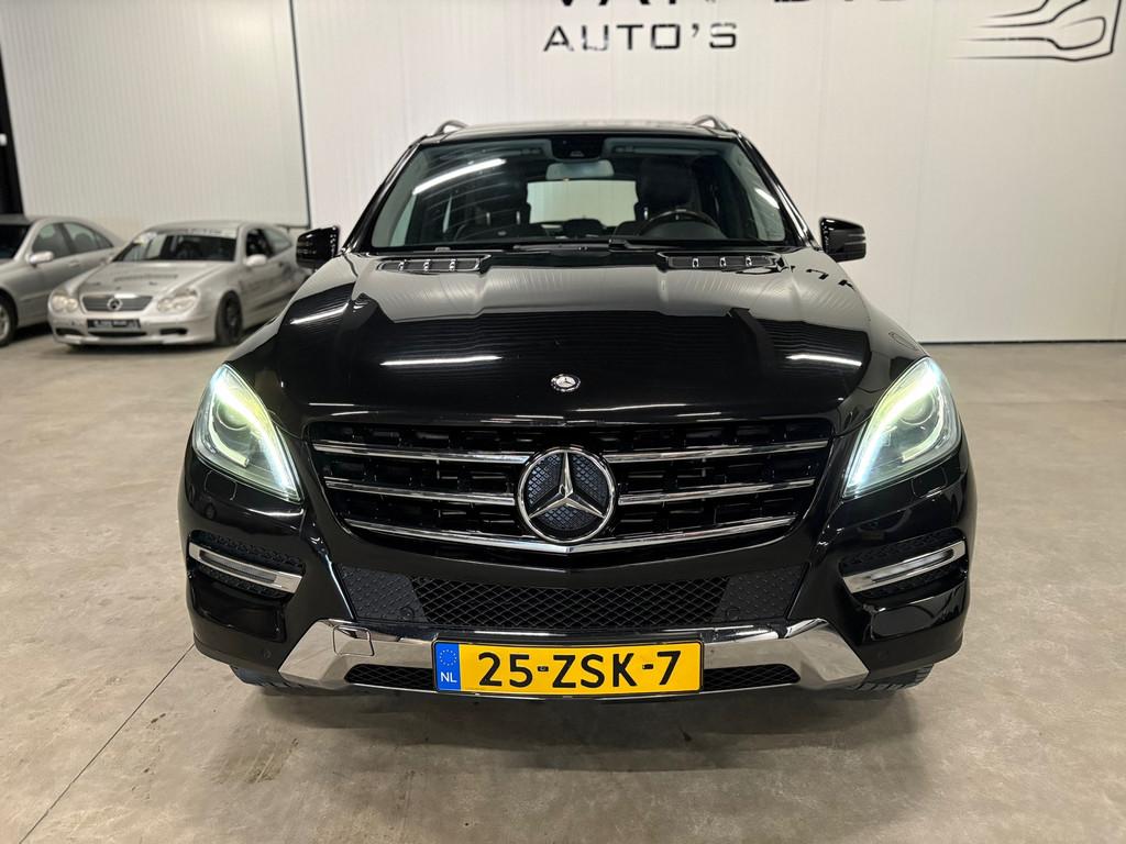 Mercedes-Benz M-klasse 350 BlueTEC Designo Trekhaak Panorama, Auto's, Automaat, 15 km/l, Gebruikt, Euro 6