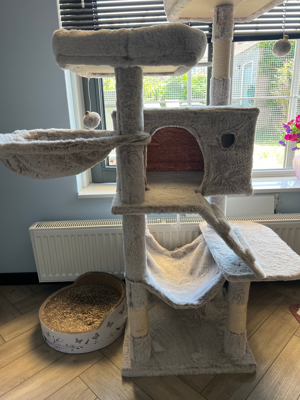 Kattenkrabpaal licht grijs 137hx90cmb, Dieren en Toebehoren, Katten-accessoires, Ophalen, Zo goed als nieuw